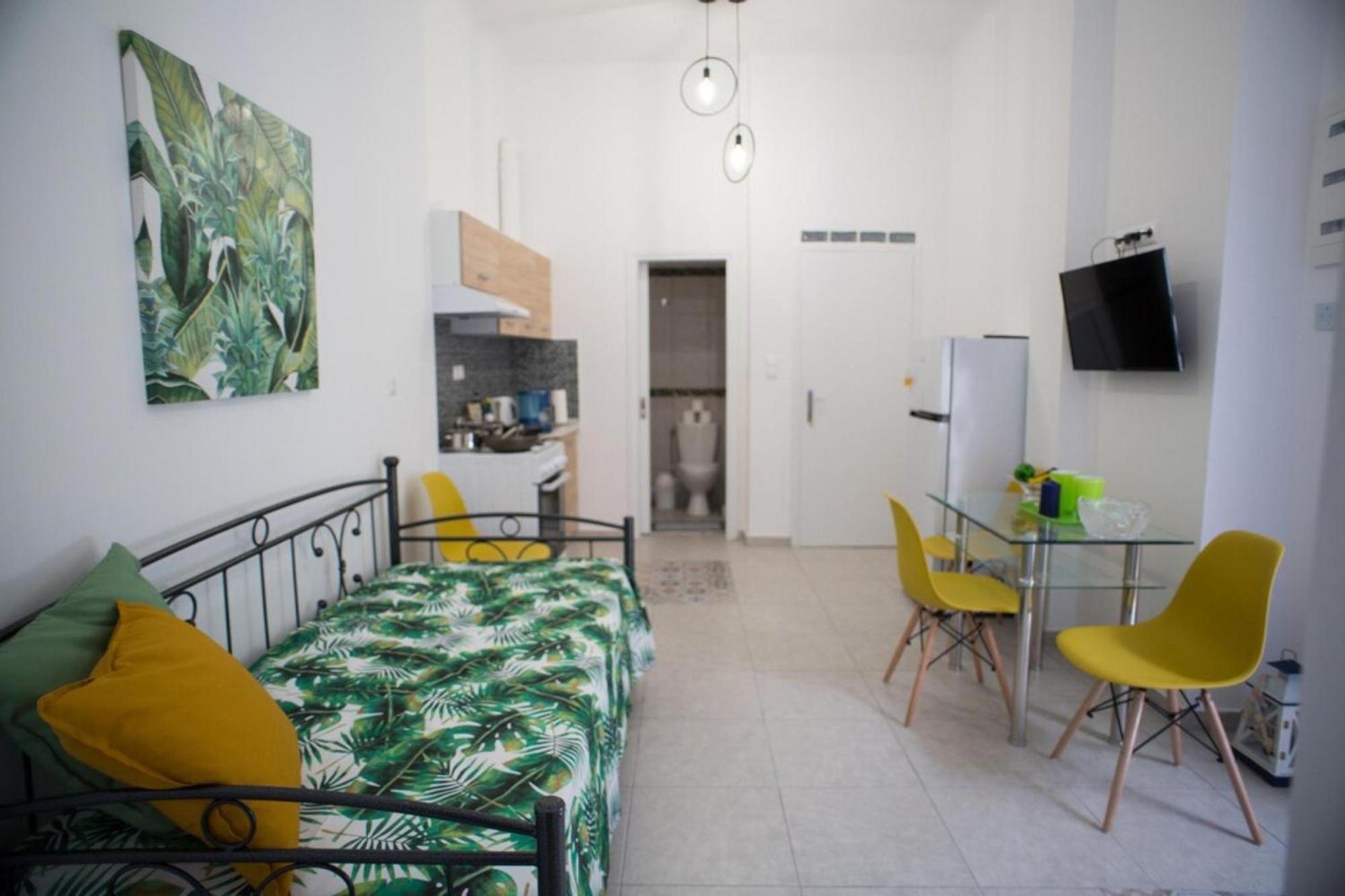 Aimou Studio'S Apartment'S Пирея Екстериор снимка