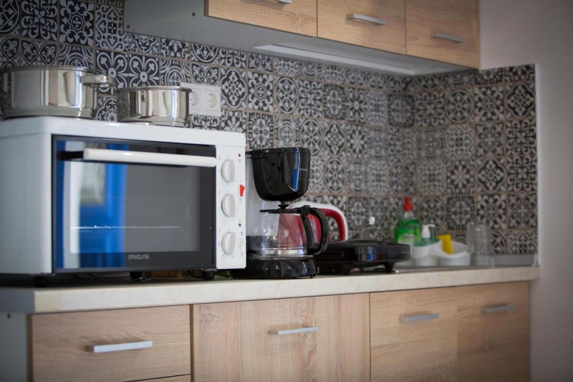 Aimou Studio'S Apartment'S Пирея Екстериор снимка
